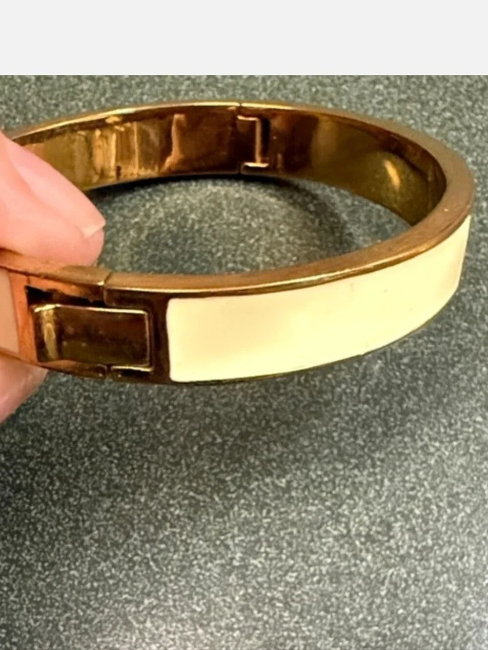 kate spade Gold-Tone and White Enamel Spade Cutout Bangle Bracelet EUC - Picture 6 of 10